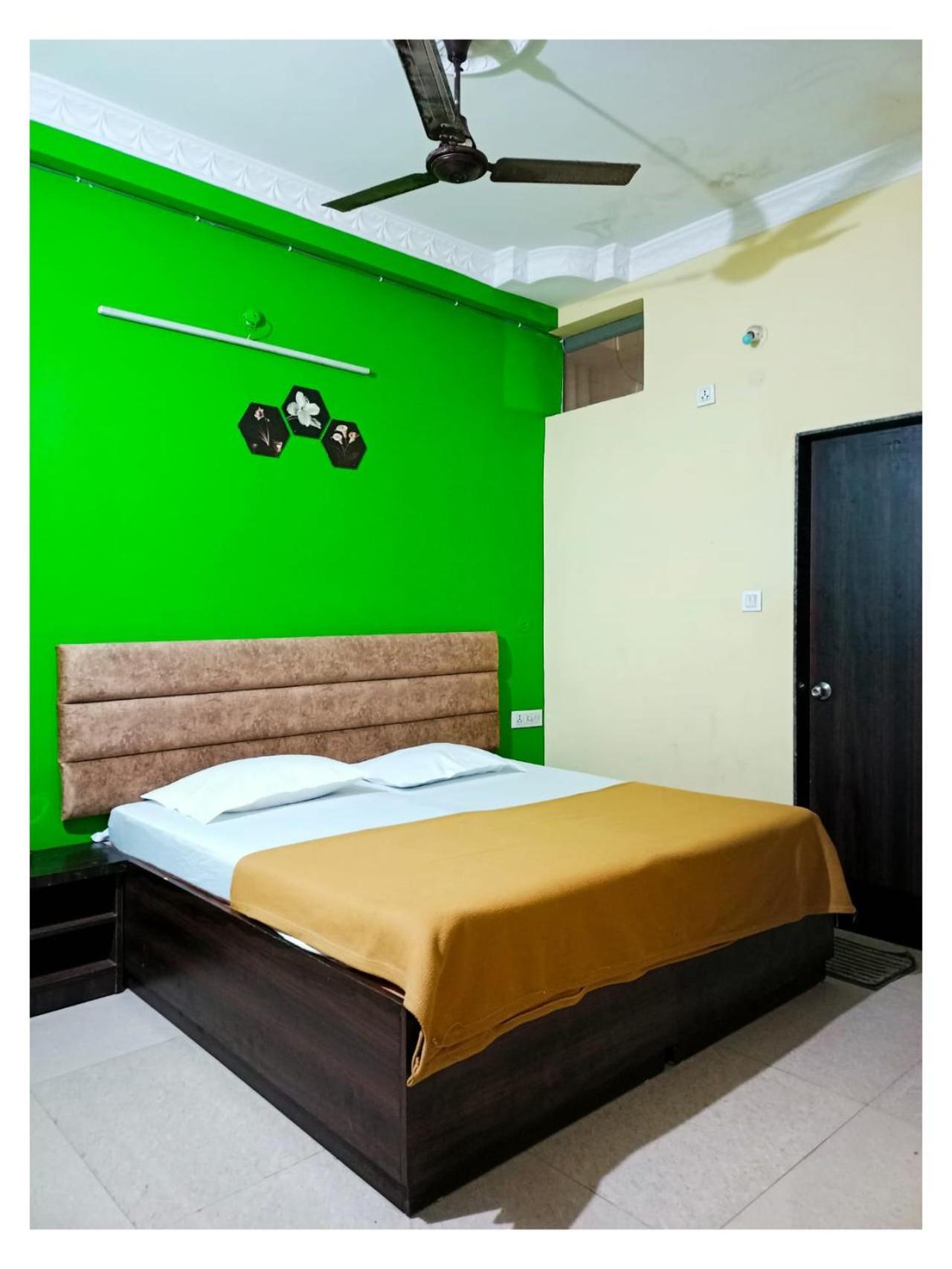 K & K Hotel Jabalpur Luaran gambar